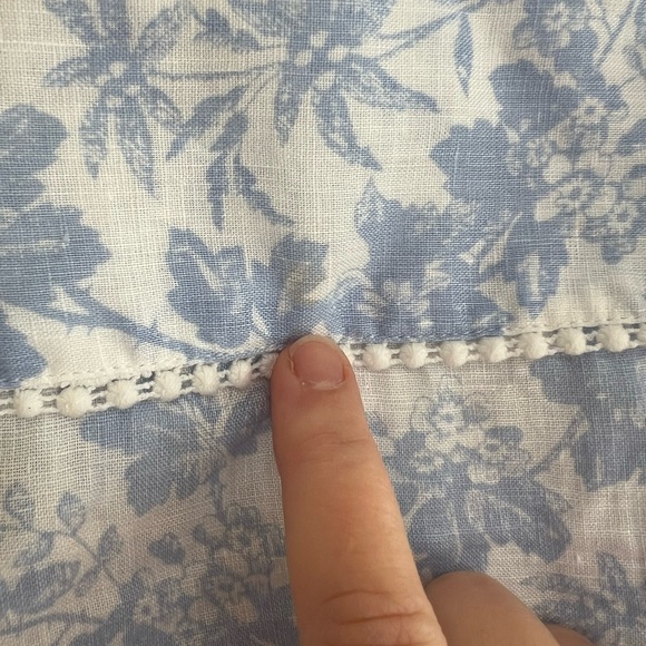 J. Jill Love Linen Pintuck Popover Blue and White Floral Tunic Blouse, MP - Picture 7 of 10